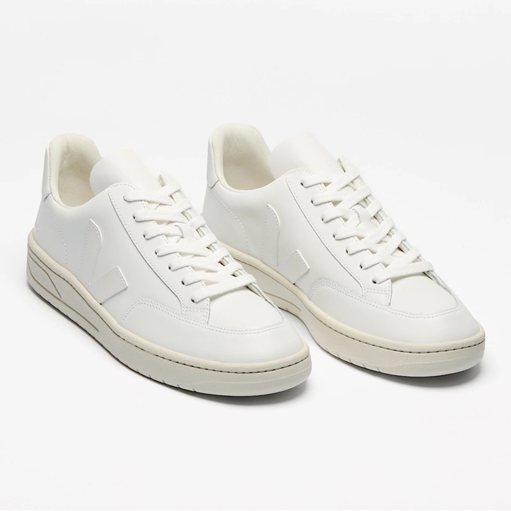 Veja V-12 White Leather Sneakers Women’s Size 7